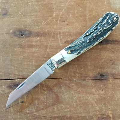 Joseph Rodgers 61StSat - 60mm Stainless Steel Lambsfoot Knife (Stag Scales and Satin Finish)